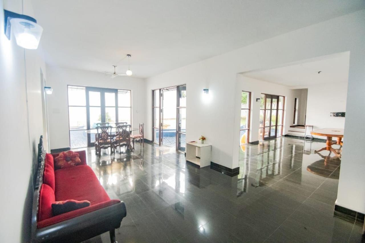 Hotel One Sixty Dehiwala-Mount Lavinia Exterior photo
