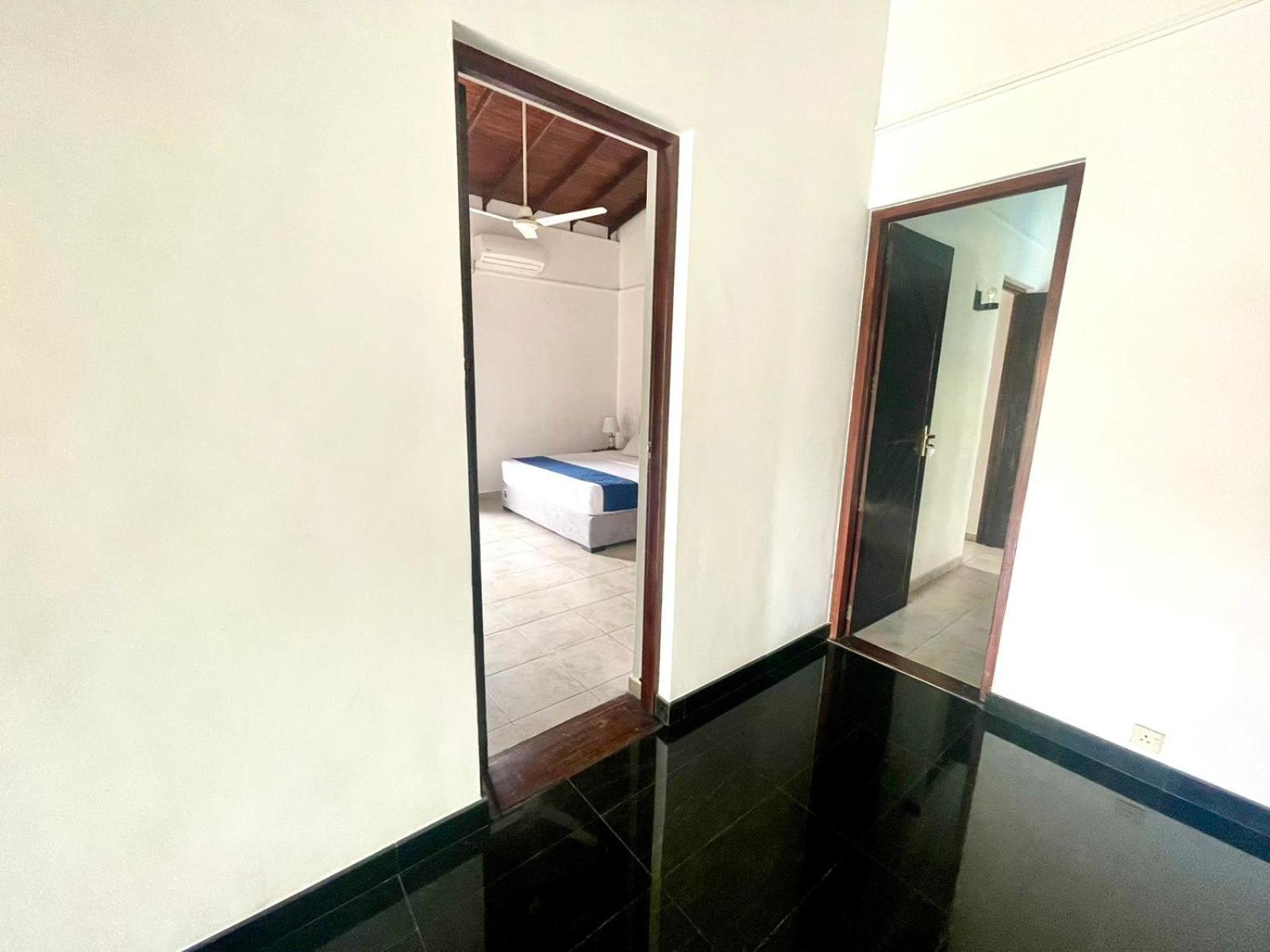 Hotel One Sixty Dehiwala-Mount Lavinia Exterior photo