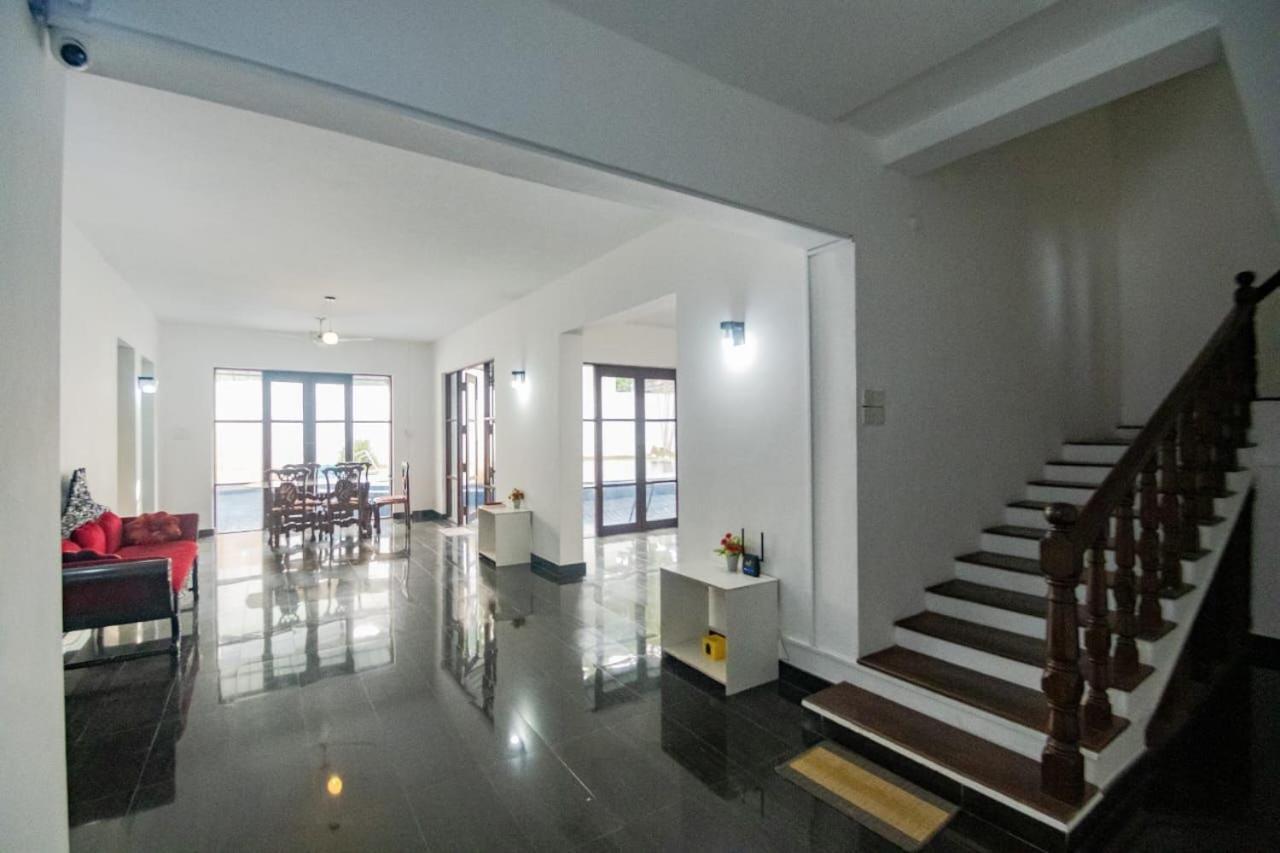 Hotel One Sixty Dehiwala-Mount Lavinia Exterior photo