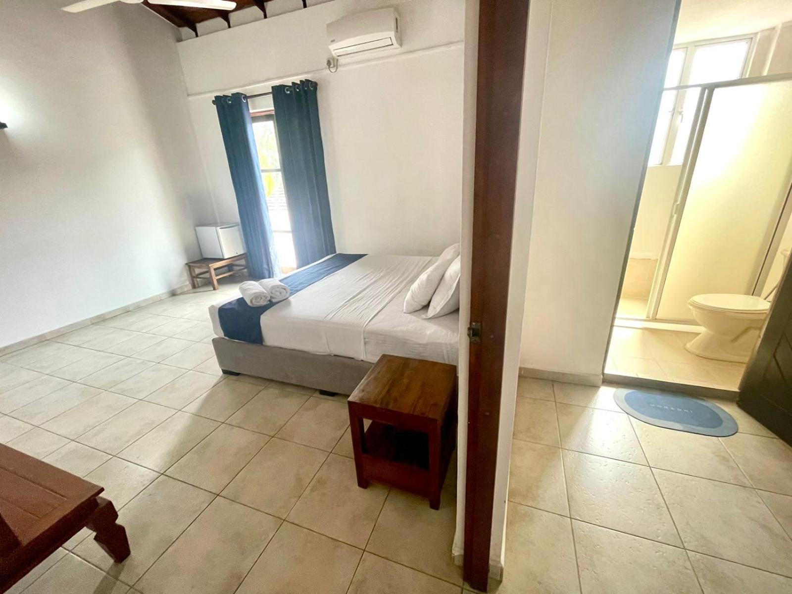 Hotel One Sixty Dehiwala-Mount Lavinia Exterior photo