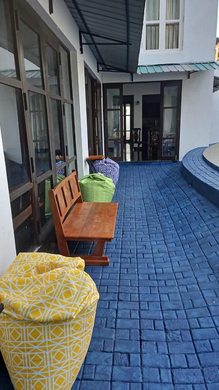 Hotel One Sixty Dehiwala-Mount Lavinia Exterior photo
