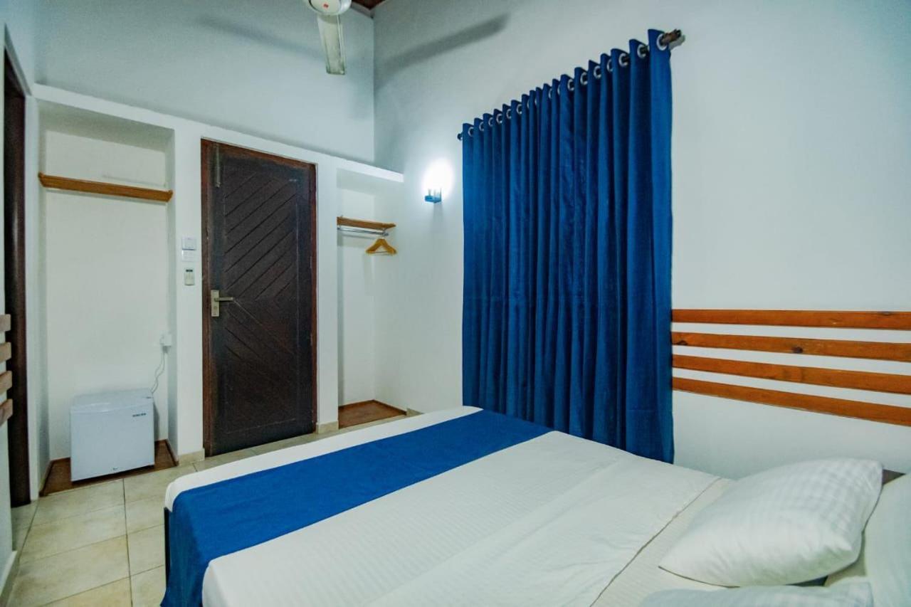 Hotel One Sixty Dehiwala-Mount Lavinia Exterior photo